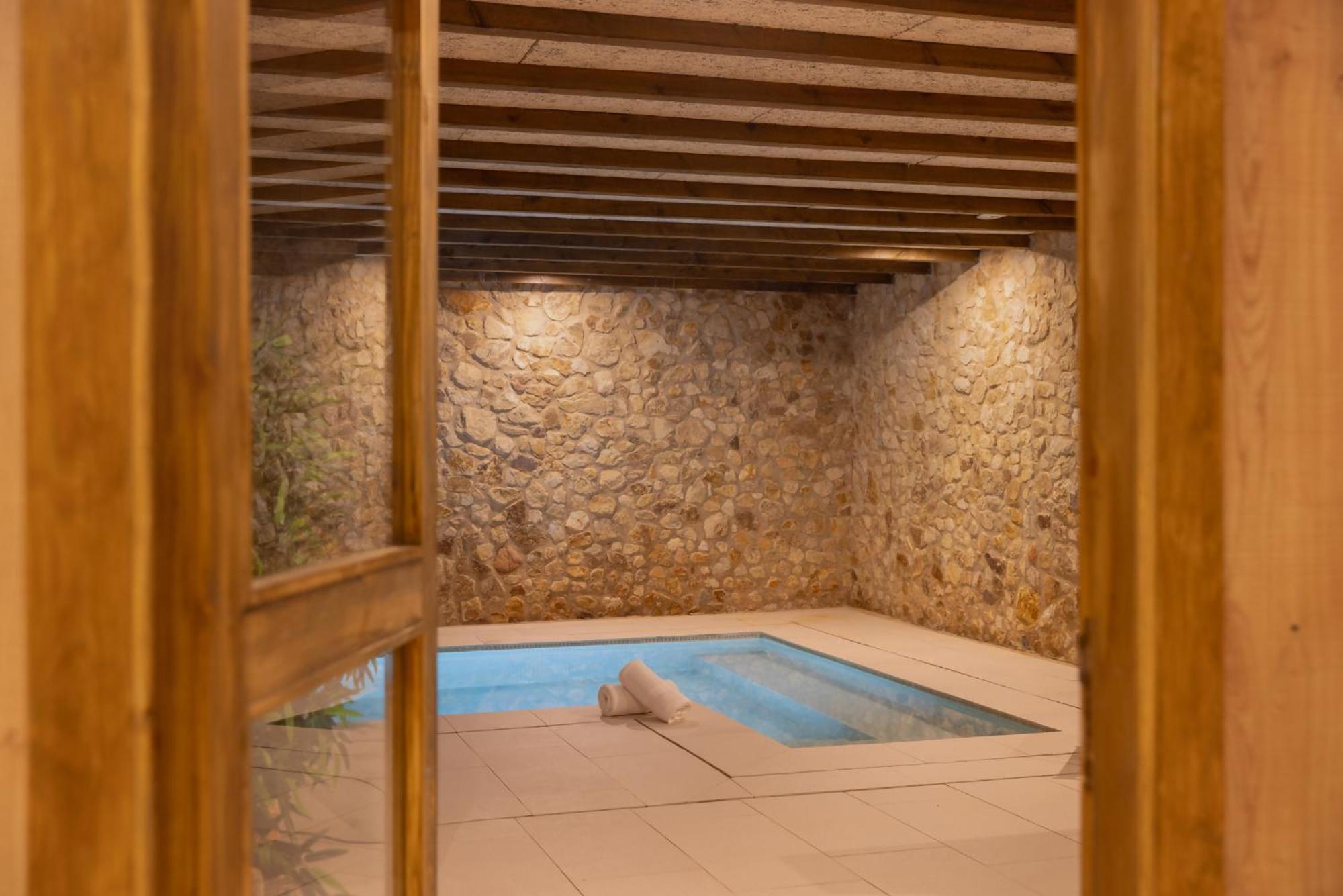 Can Bufi Espectacular Casa Con Piscina Interior Llagostera Extérieur photo